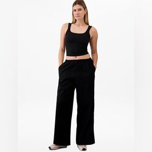 NWT $119 Athleta Black Cargo Style Pants
